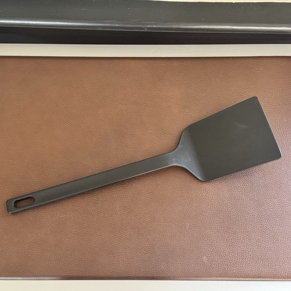 Room Essentials Black Plastic Spatula/Turner - As Is